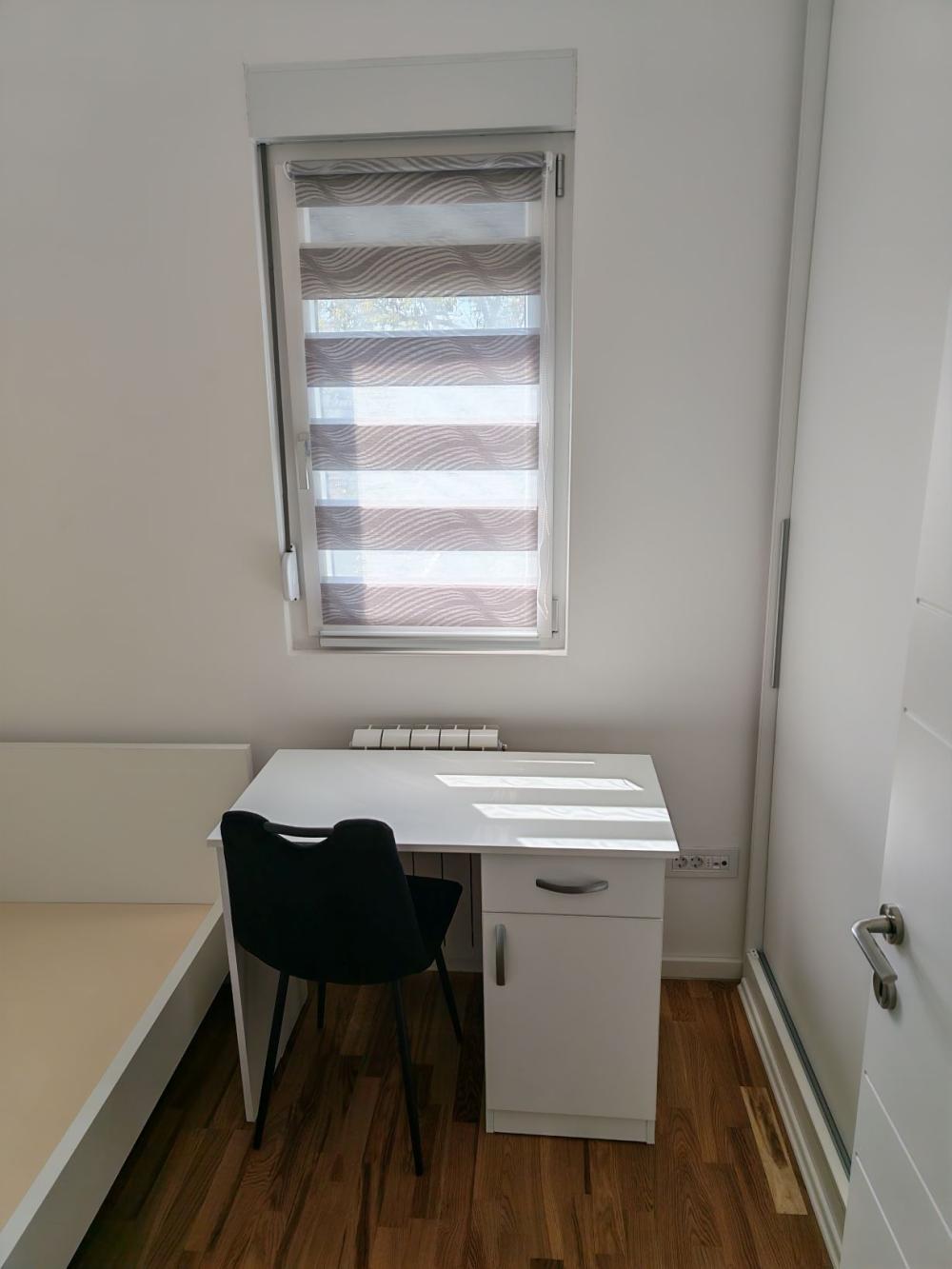 Slika 11 - Partizanski blok ulica 1., Dvosoban stan za izdavanje, 44m2, 600€